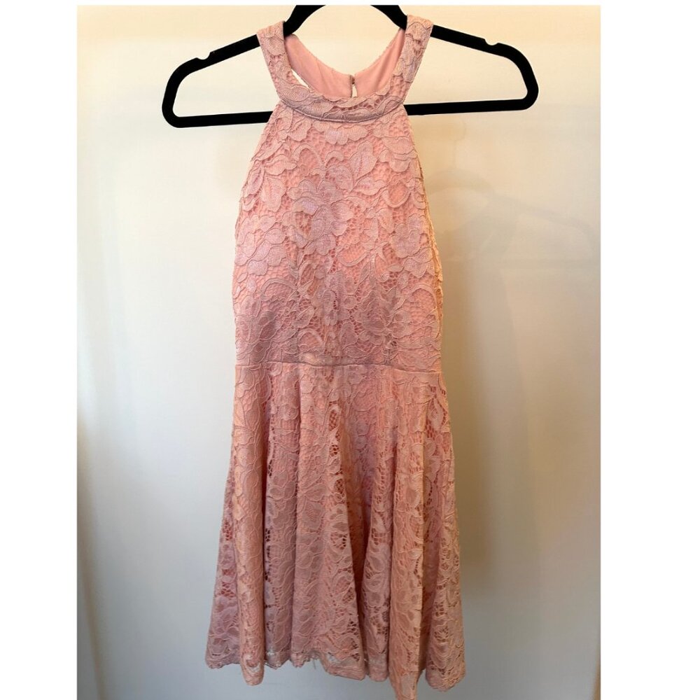 STREETWEAR SOCIETY - Floral Lace Mini Dress